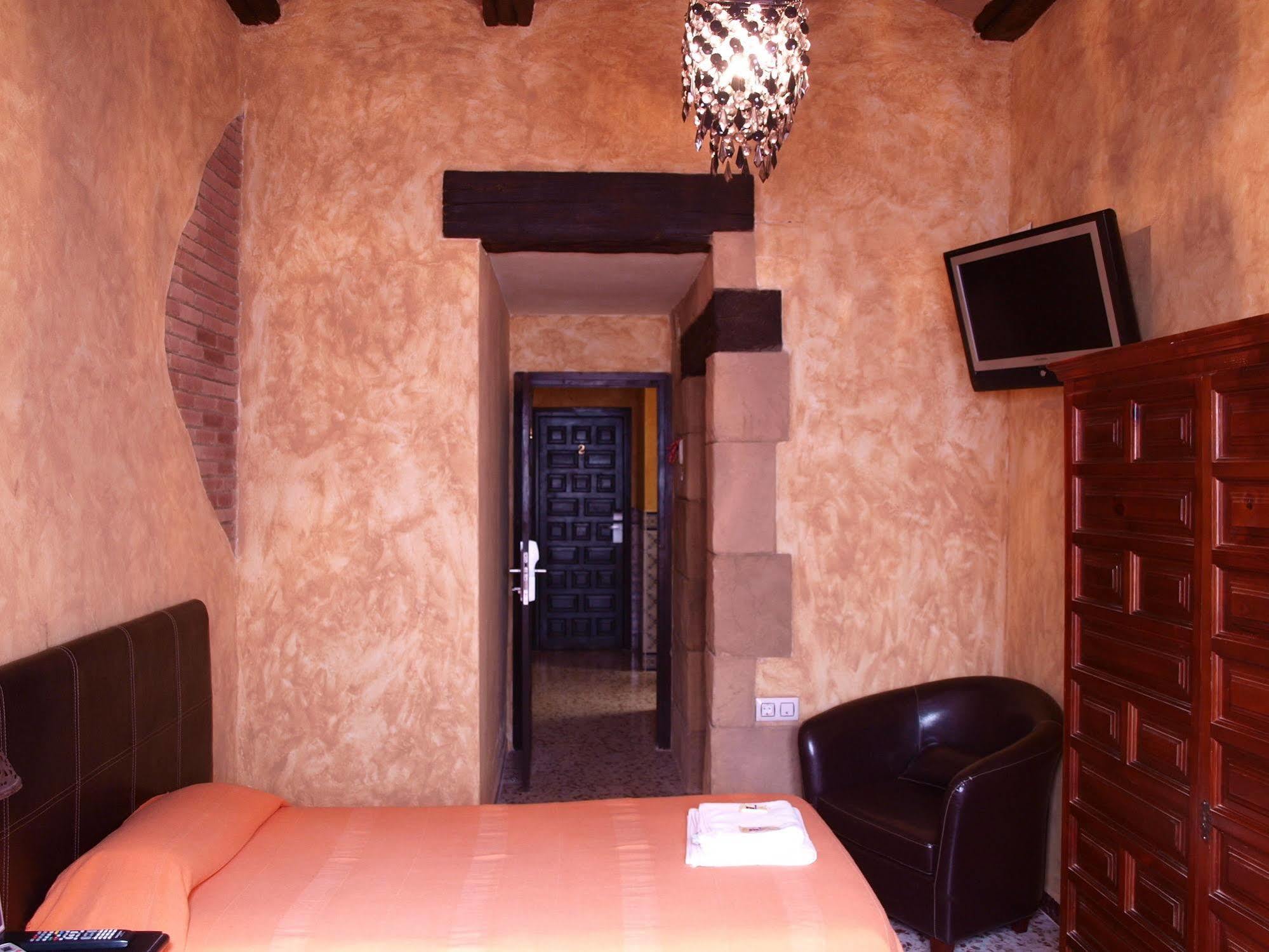 Copacabana Hotel 2*